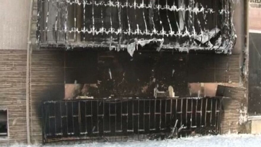 İstanbul’da ev alev alev yandı
