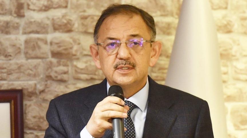 AKP’li Özhaseki’den bir ay arayla 2 farklı göçmen açıklaması! Geri adım attı