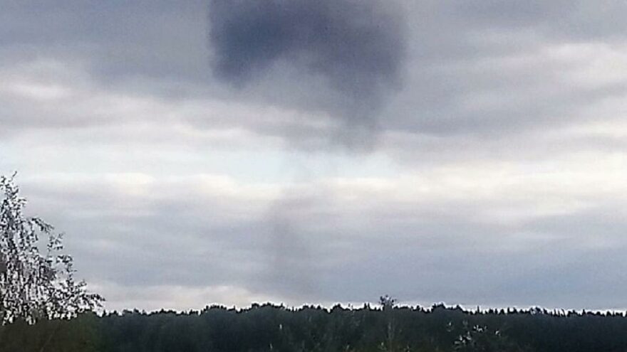Rusya’da Su-24 tipi savaş uçağı düştü