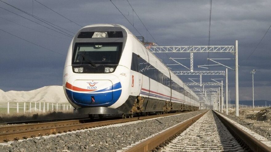 Bursalılar 9 yıldır hızlı hızlı treni bekliyor: Ne hat var ne tren