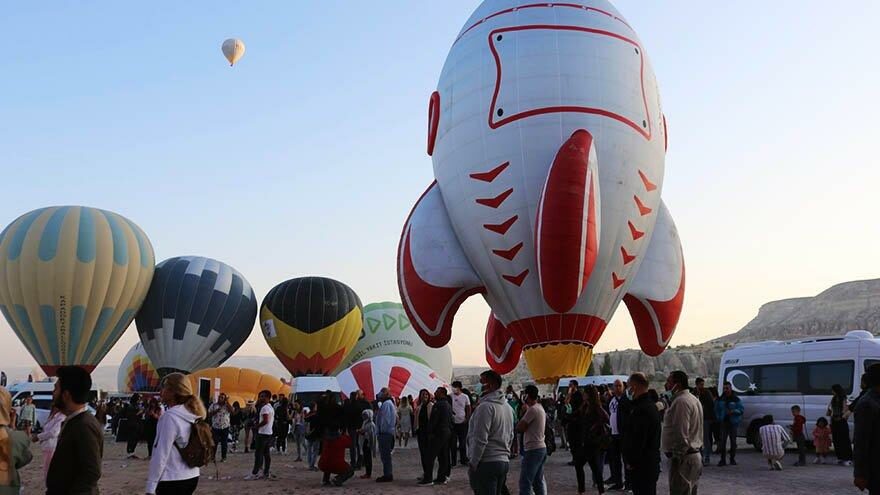 Kapadokya Balon Festivali başladı