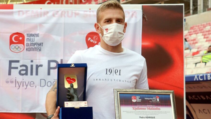 Pedro Henrique’ye Fair Play ödülü