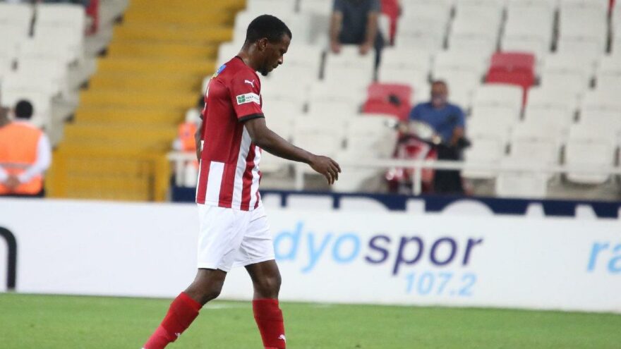 Kayode, Fenerbahçe maçında yok