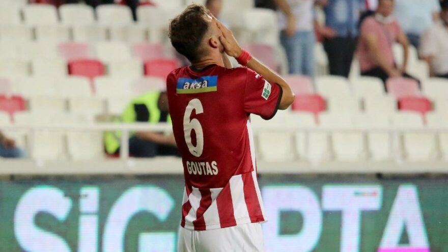 Sivasspor’da Dimitris Goutas golü attı, ağladı!