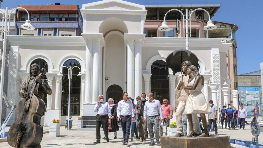 Yıllar sonra Van’da bir ilk… Atatürk’ün adı yeni bir yere verildi!