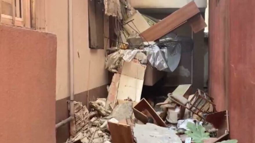 İstanbul’da balkonu çöken bina boşaltıldı