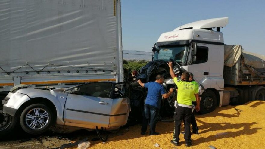 Katliam gibi kazada TIR sürücüsü tutuklandı