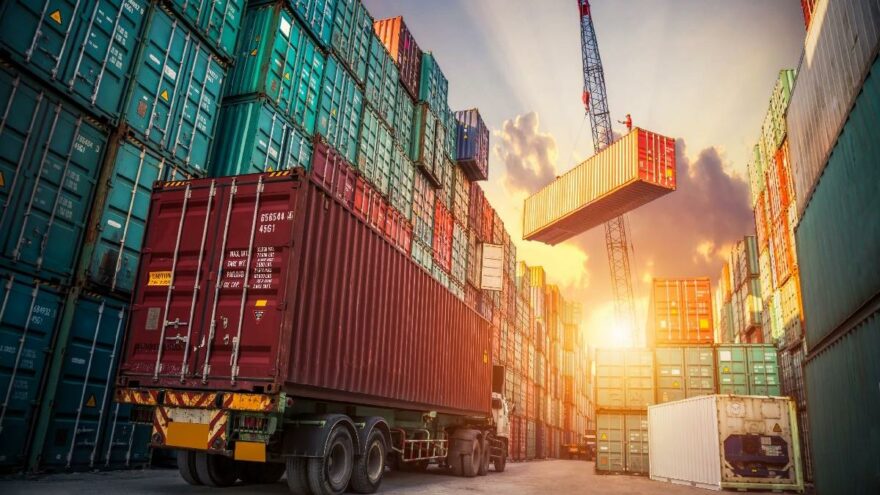 Dış ticaret açığı temmuzda önceki yıla göre yüzde 51,3 arttı
