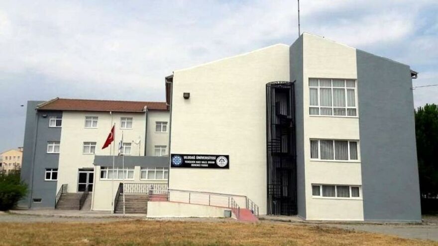 Yurt onarılmadı, öğrenciler ortada kaldı