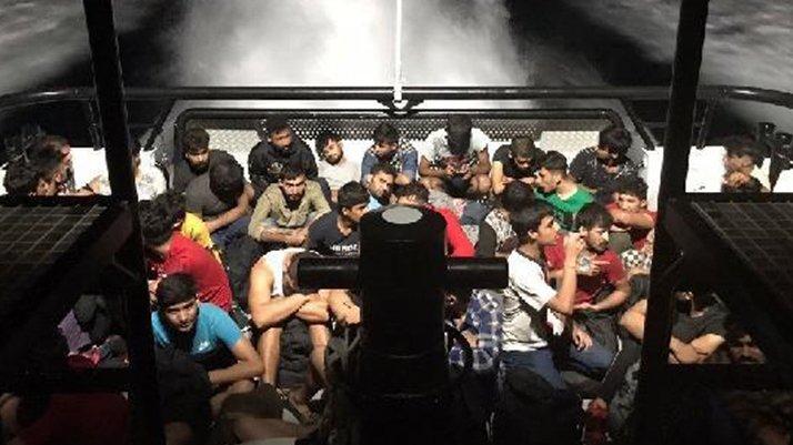 Bodrum açıklarında yelkenli teknede 63 göçmen yakalandı