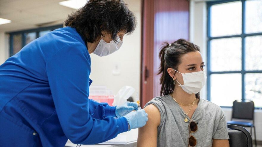 Dikkat çeken antikor araştırması: Moderna aşısında Pfizer-BioNTech’ten iki kat fazla