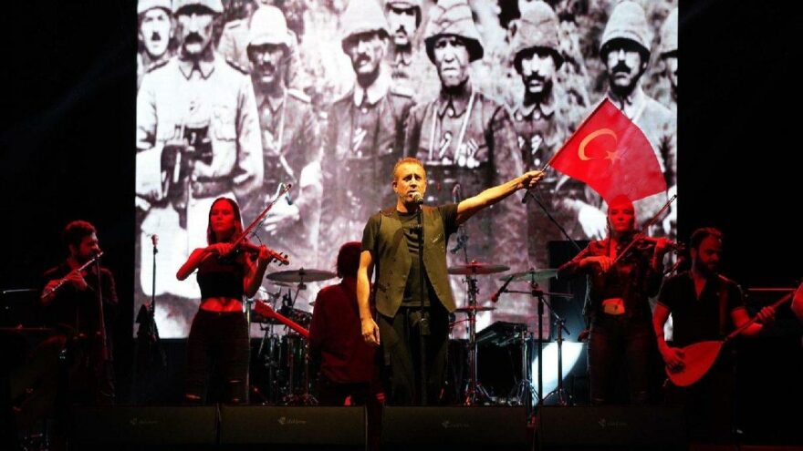 Balıkesir’de Haluk Levent rüzgarı esti