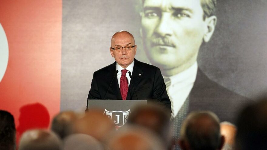 Tevfik Yamantürk: ‘Türkiye’de parası olan her şeyi bildiğini zannediyor’