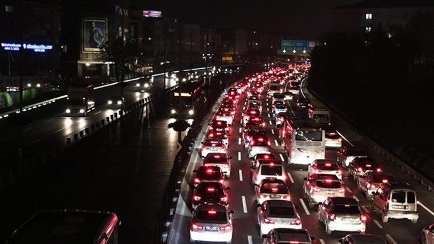 Tersine göç başladı, yoğunluk 10 katına çıktı