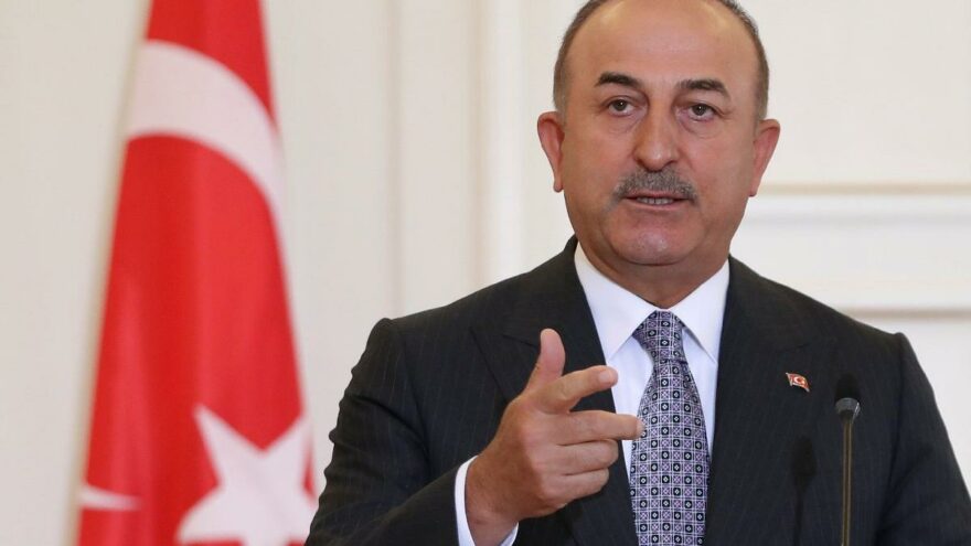 Bakan Çavuşoğlu, AB Komşuluk ve Genişleme Komiseri ile görüştü
