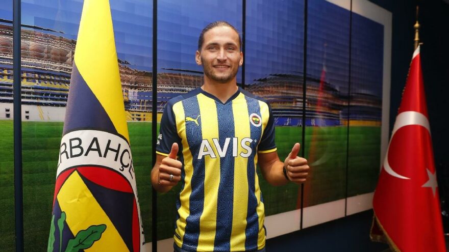 Fenerbahçe, Miguel Crespo’yu kadrosuna kattığını açıkladı