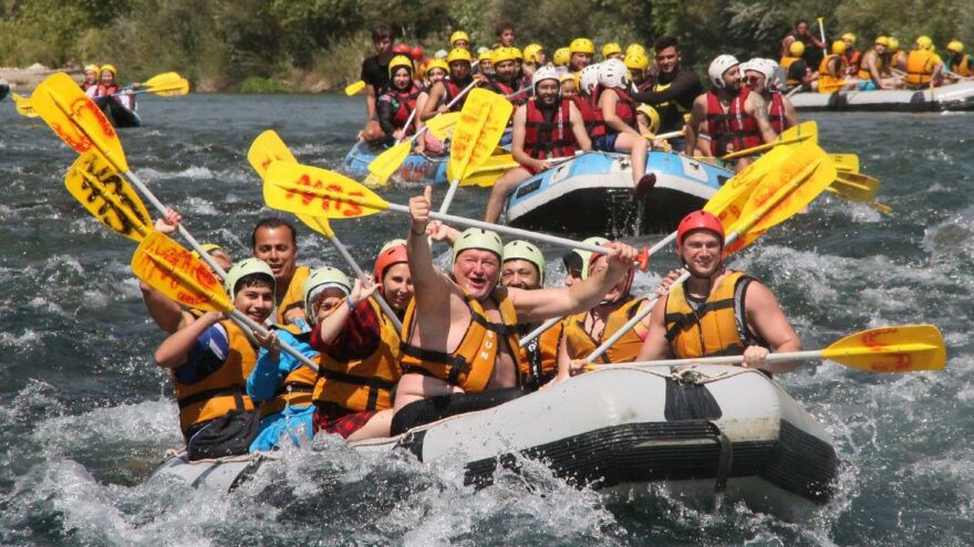 Köprülü Kanyon’da günde 5 bin kişi rafting yapıyor