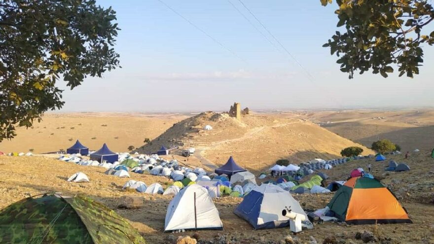 Adıyamanlı gençler gökyüzünü izledi