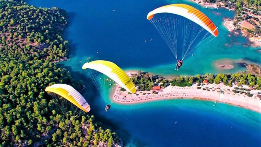 Fethiye yamaç paraşütünde teleferik çıkmazı