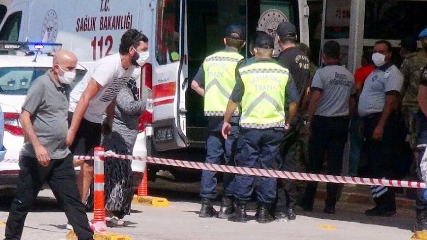 Teröristlerden üs bölgesine roketli saldırı: Bir şehit, dört yaralı