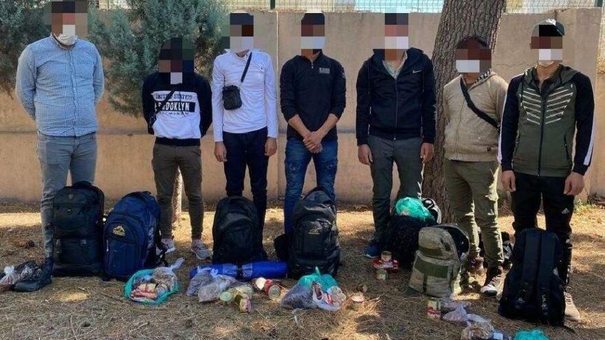 TEM Otoyolu’nda 7 düzensiz göçmen yakalandı
