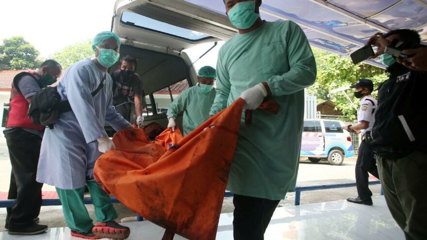 Jakarta’da hapishanede yangın çıktı: 41 ölü
