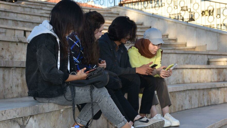 Dijital nesnelere bağımlı çocuklarda ‘yoksunluk sendromu’ tehlikesi