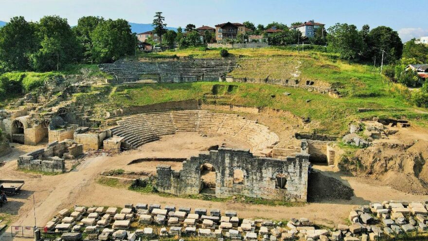 Antik kent tarih severleri bekliyor
