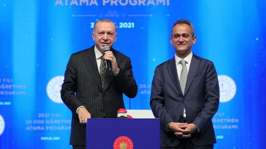 Bakan Özer’den ’15 bin öğretmen ataması’ açıklaması