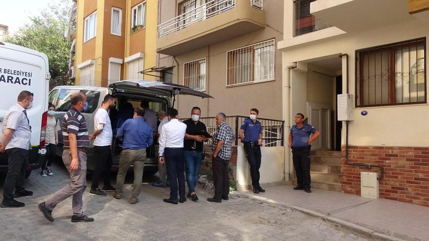 Kuzenini bıçaklayıp başını ezerek öldürdü