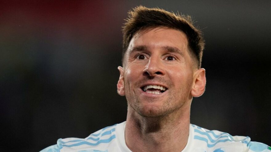 Pele’yi geçen Messi tarih yazdı! Gözyaşları içinde..