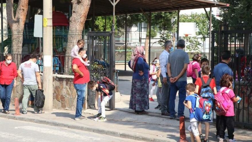 Kayıp oyuncak yüzünden öğretmene darp