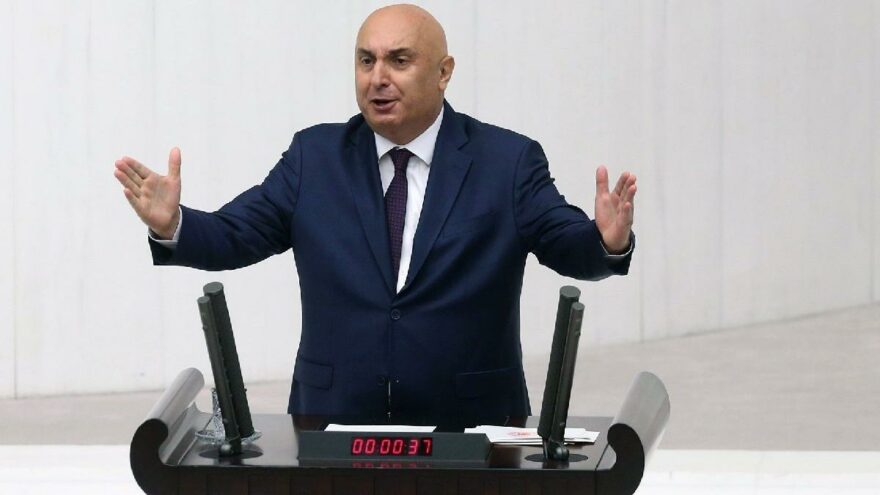CHP’li Özkoç’tan, “Laiklik anayasadan çıkarılmalı” diyen Tosun’a tepki