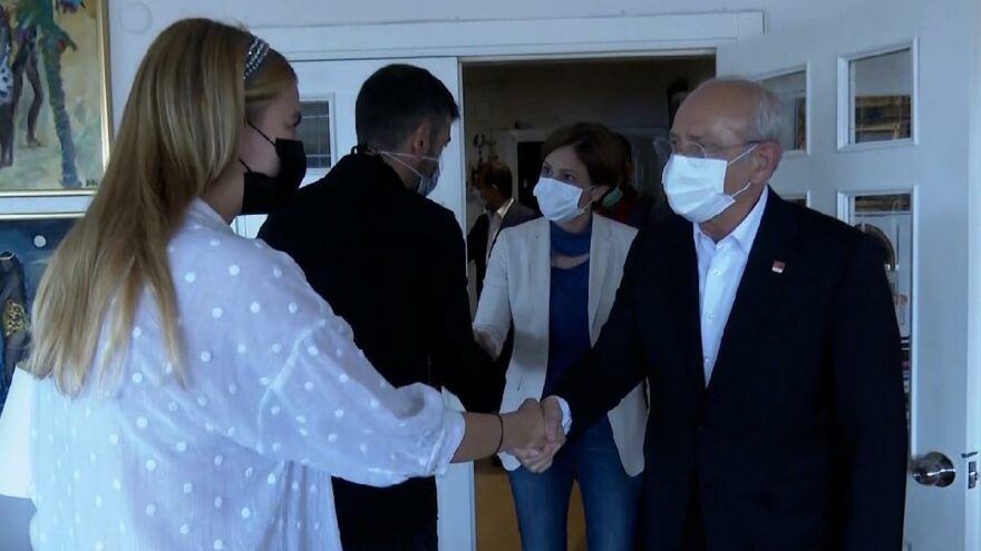 Kılıçdaroğlu’ndan Ferhan Şensoy’un ailesine taziye ziyareti