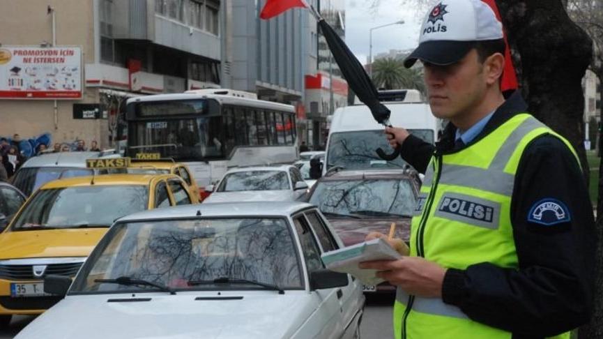 CHP’li Yılmazkaya: Emniyet ve Jandarma’ya ceza kotası getirildi, yolda hızlı yürüyene ceza kesecekler