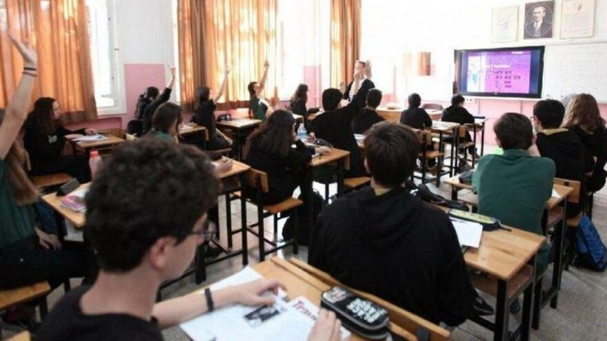 Yüz yüze eğitime ‘karantina’ molası: Sınıf mevcutları acilen düşürülmeli