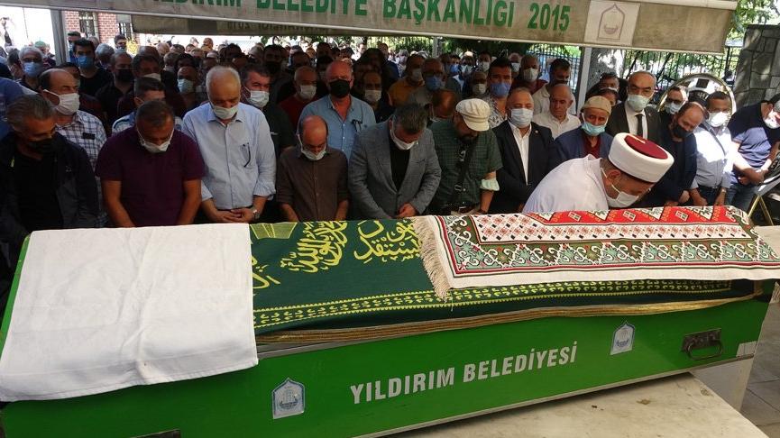 Bursa’nın ‘Karagöz’ü, son yolculuğuna uğurlandı
