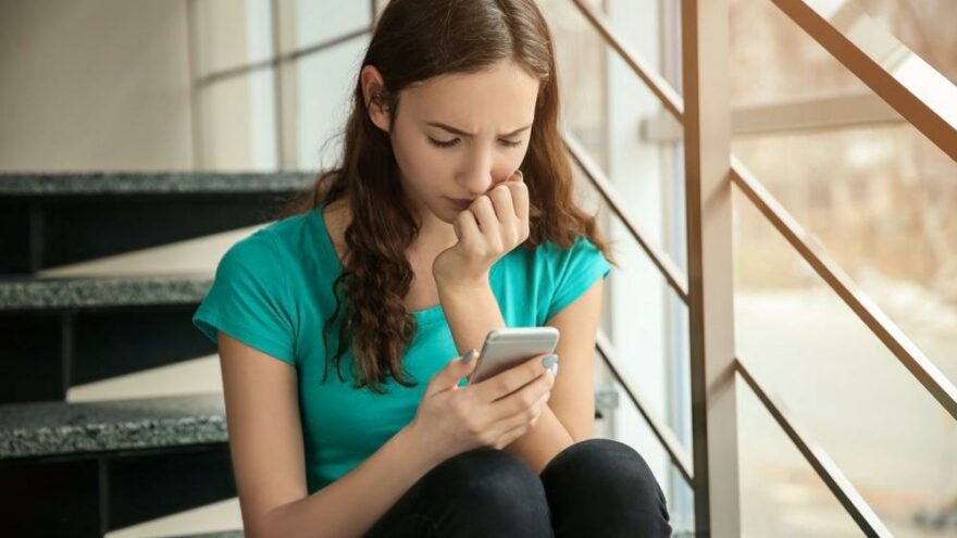 Şirket içindeki araştırmanın detayları sızdı: Instagram gençlerde depresyona neden oluyor