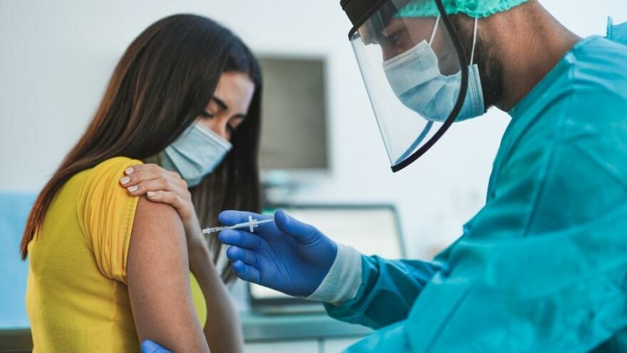 Dünya Sağlık Örgütü, Sputnik V aşısının onay sürecini askıya aldı