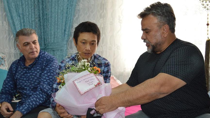 Bülent Serttaş bıçaklanan Japon turisti ziyaret edip, özür diledi