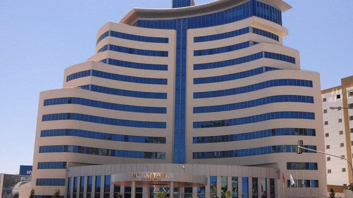 27 milyon euro harcanarak yapılan otele yıkım kararı