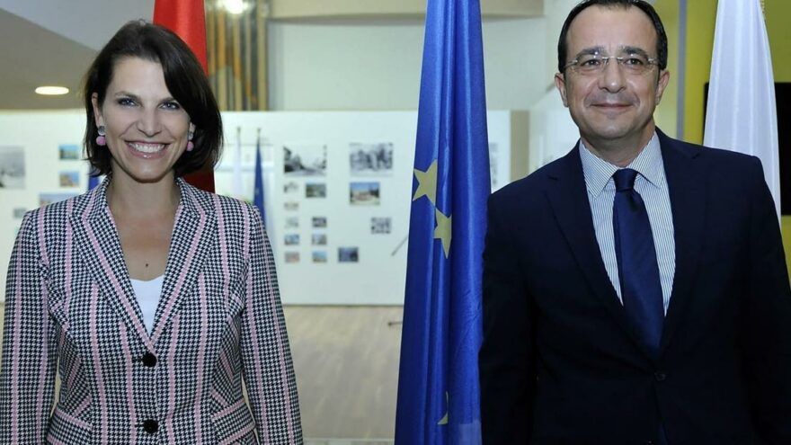 Avusturyalı Bakan: “Türkiye AB’ye baskı yapmak için göçmenleri kullanıyor”