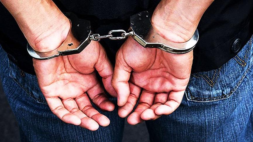 Annesini başına keserle vurarak öldüren oğlu tutuklandı