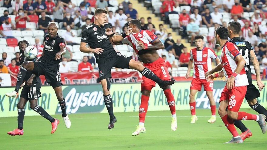 Antalyaspor-Beşiktaş başı maçı nefes kesti! İkinci yarı muhteşem geri dönüş