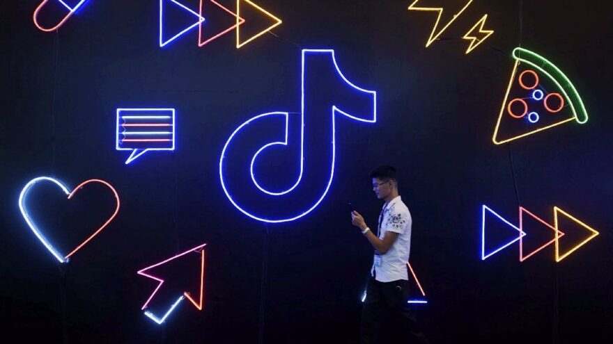 TikTok’tan 14 yaşın altındaki çocuklar için zaman sınırı