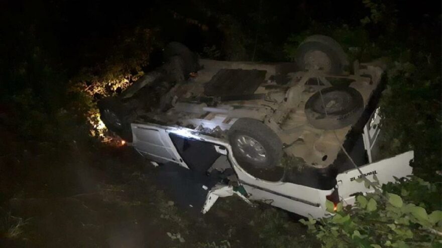 Tarım işçilerini taşıyan minibüs devrildi! Çok sayıda yaralı var