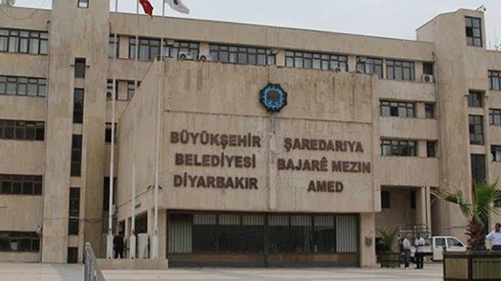 Kayyum yönetiminde olan Diyarbakır’da 45 işçi ‘zorla’ emekli edildi