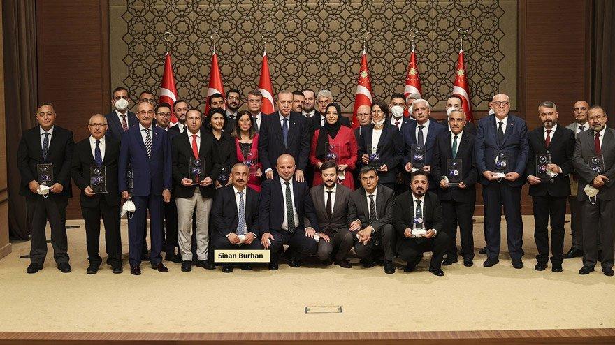 ‘Medya Ödülleri’ yandaşa verildi