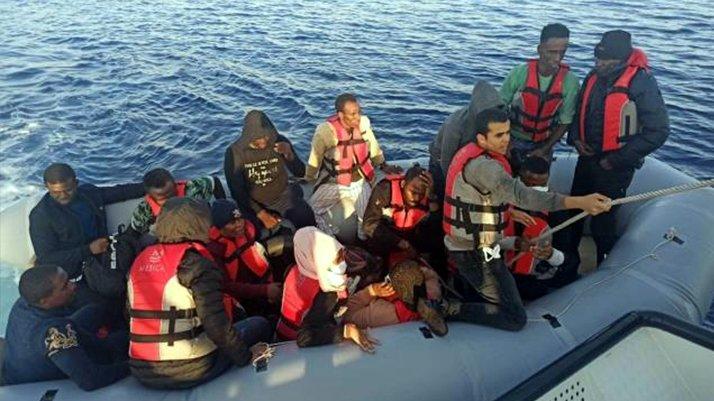 Bodrum açıklarında 16 düzensiz göçmen kurtarıldı