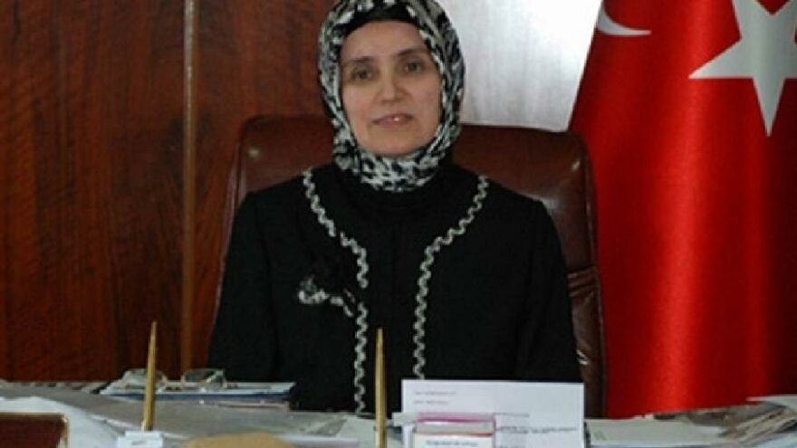 Dicle Üniversitesi’nin eski rektörü ve yardımcısına hapis kararı